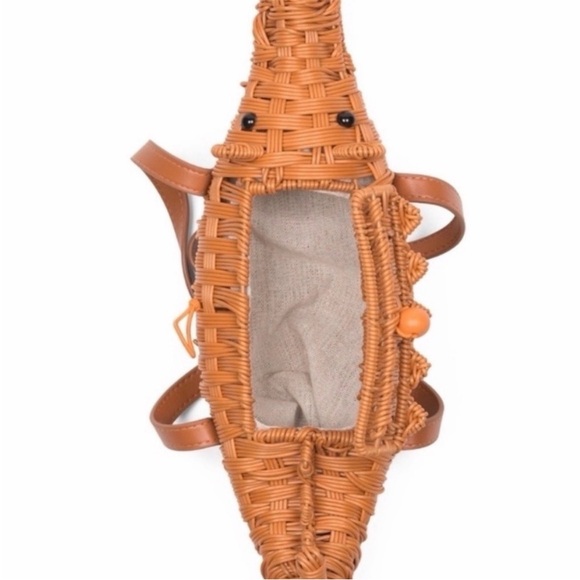 Tommy Bahama | Wicker Woven Crocodile Handbag Purse - Picture 3 of 9